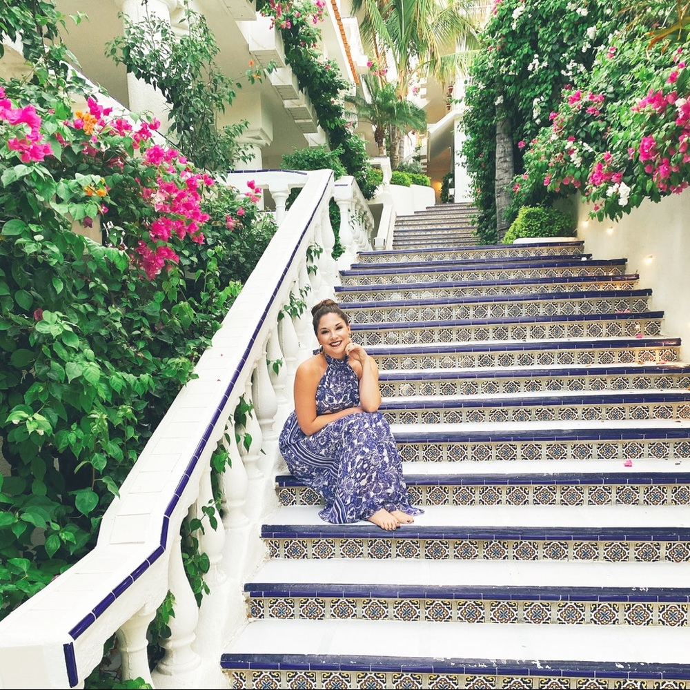 Gorgeous print chiffon mock-neck halter maxi gown
